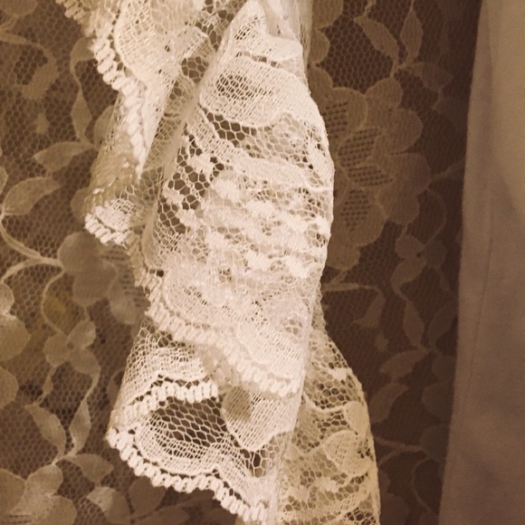 SUPER SEXY LACE UP CORSET TOP AND LACE ROBE - Picture 10 of 12